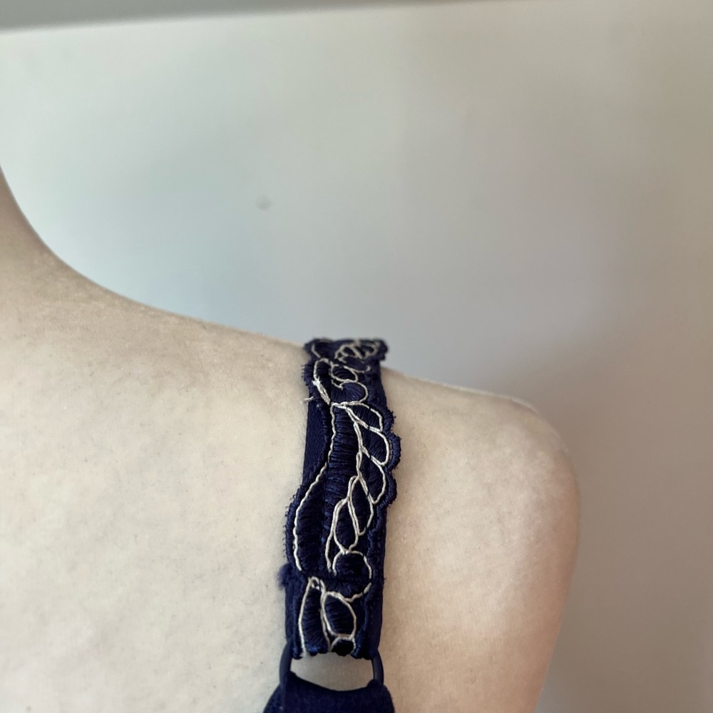 Bra By Paramour - image 5